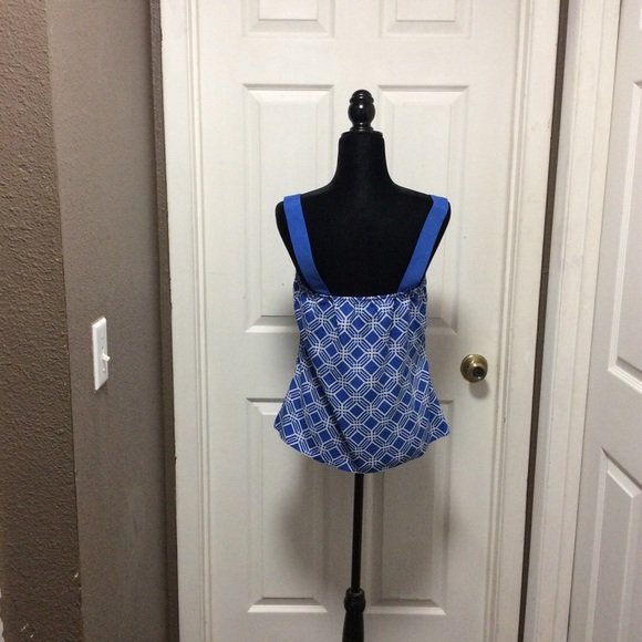 Top - Picture 3 of 3